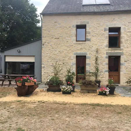 Quarto em Acomodações Particulares Le Clos Dore Parc Bains-sur-Oust